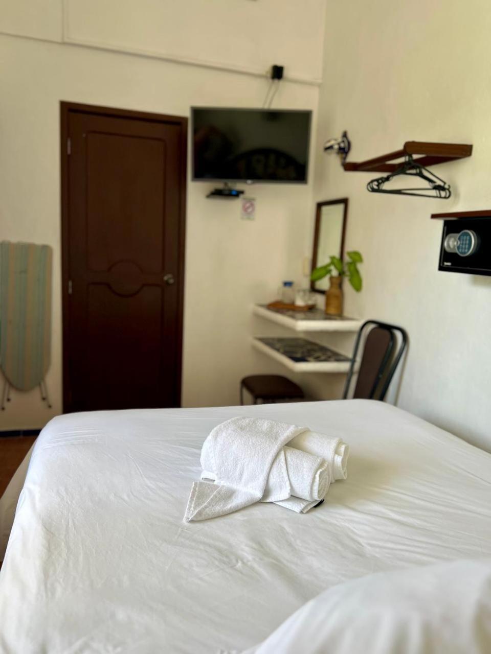 Hotel Mary Carmen โกซูเมล ภายนอก รูปภาพ